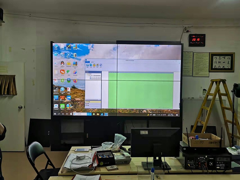 中億睿65寸拼接屏?xí)h室項(xiàng)目安裝效果圖